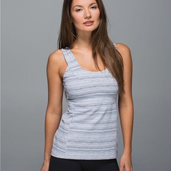 Lululemon scoop neck tank - Picture 1 of 5